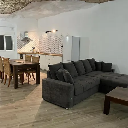 Cueva Lala *